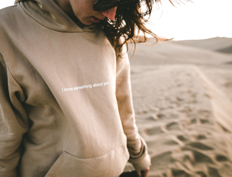 Sudadera color beige